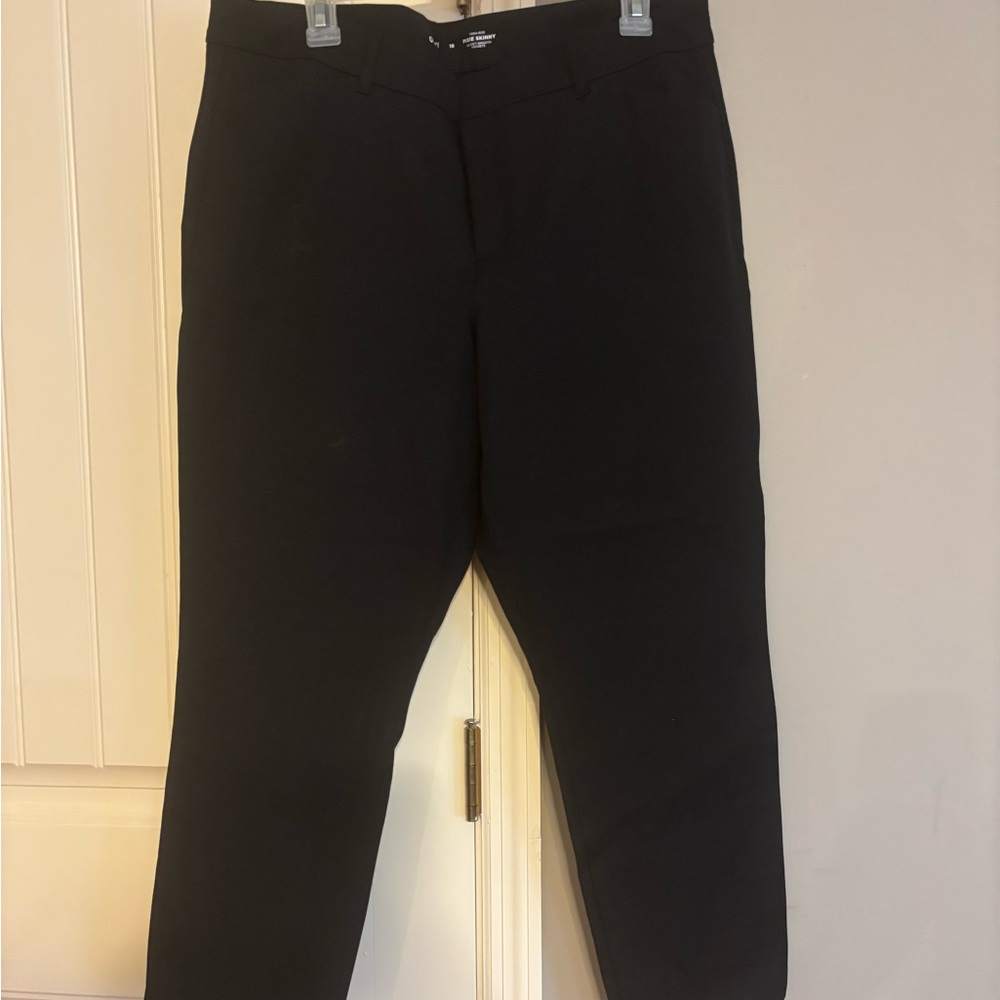 Old Navy Women’s Pixie Black Dress Pants